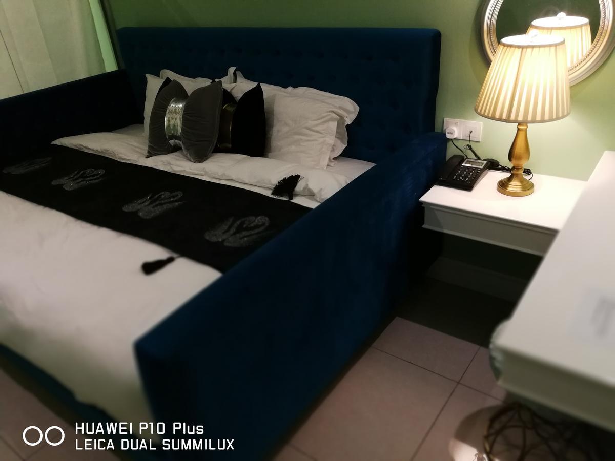 1 Day Car Hotel Station 18 Ίπο Εξωτερικό φωτογραφία